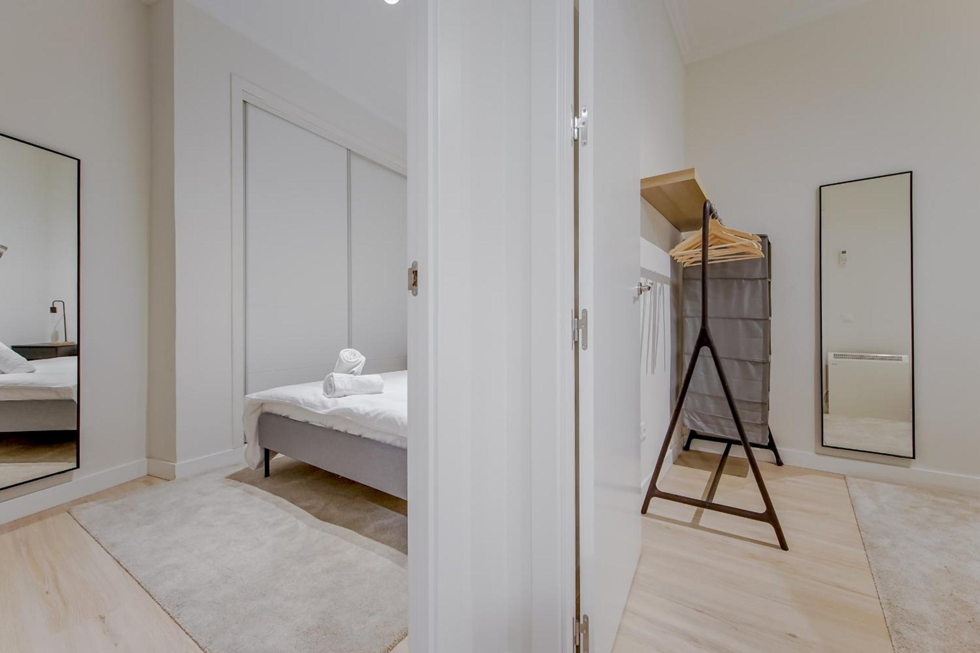 Ny Style Apt 5P En San Mateo Centro Chueca-Malasana E1 マドリード エクステリア 写真