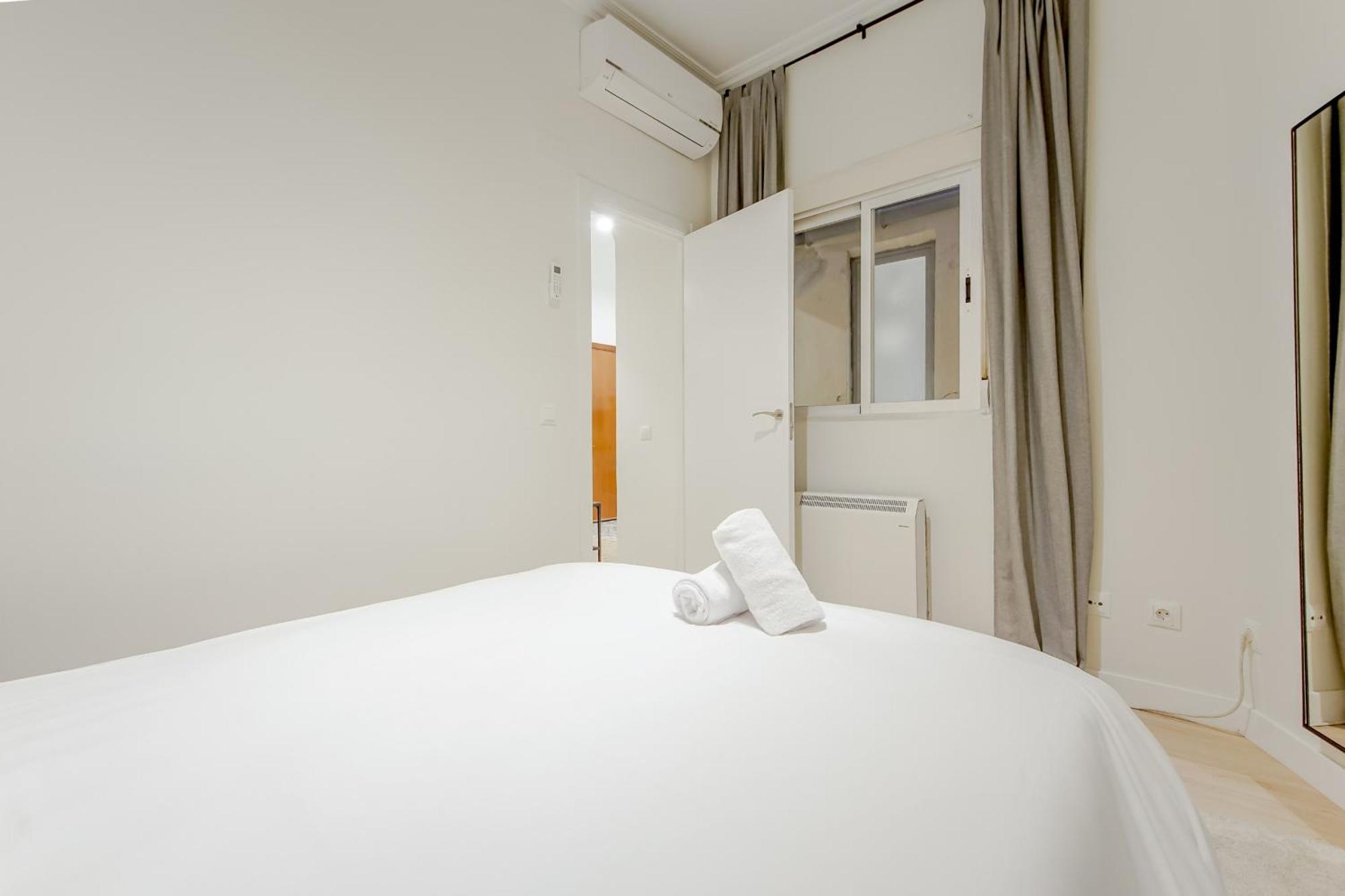 Ny Style Apt 5P En San Mateo Centro Chueca-Malasana E1 マドリード エクステリア 写真