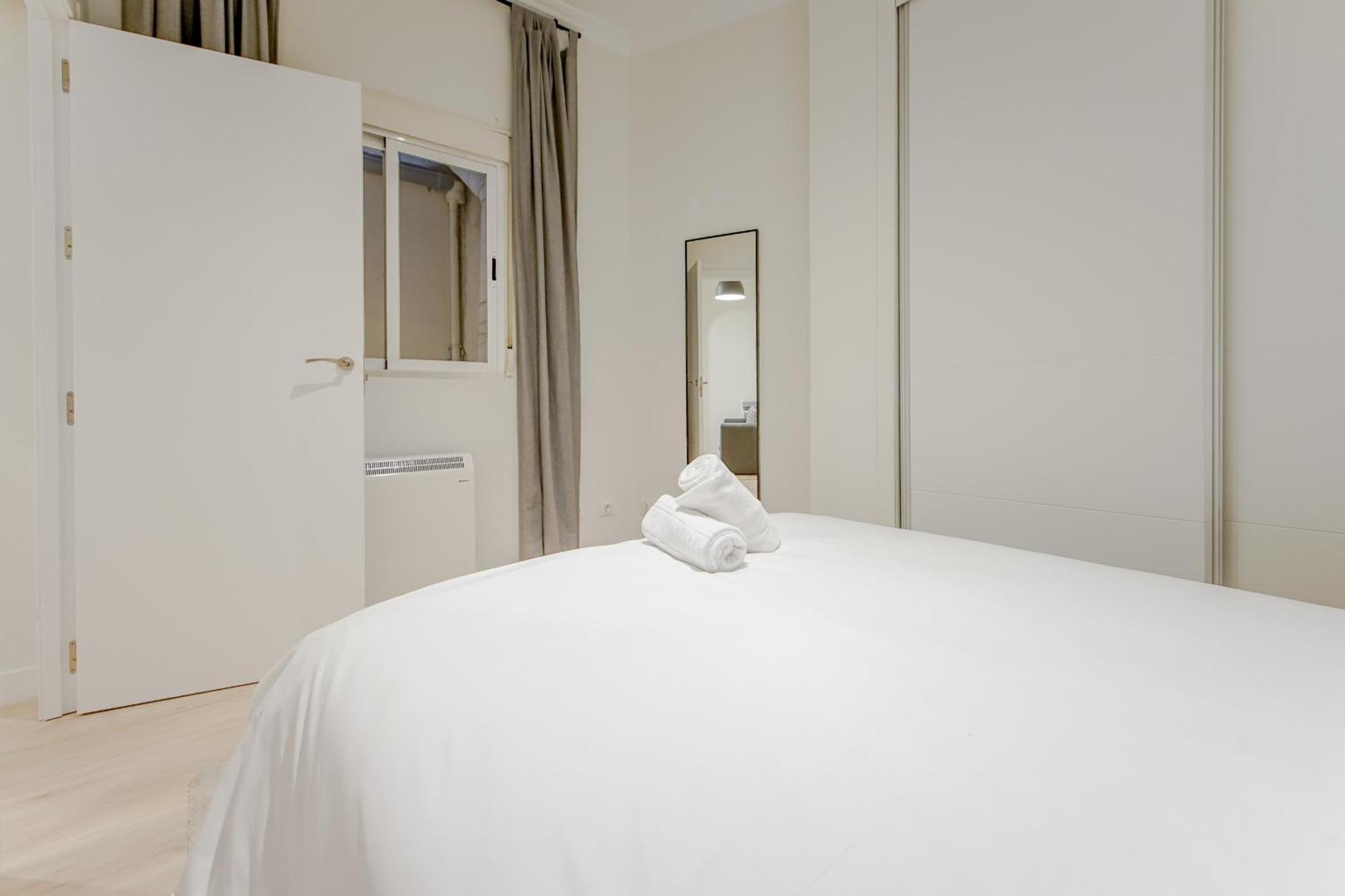 Ny Style Apt 5P En San Mateo Centro Chueca-Malasana E1 マドリード エクステリア 写真